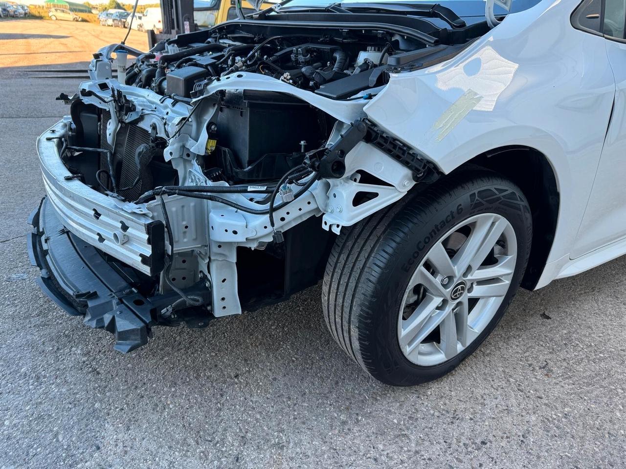 Toyota Corolla Touring Sports 1.8h cvt START - INCIDENTATA