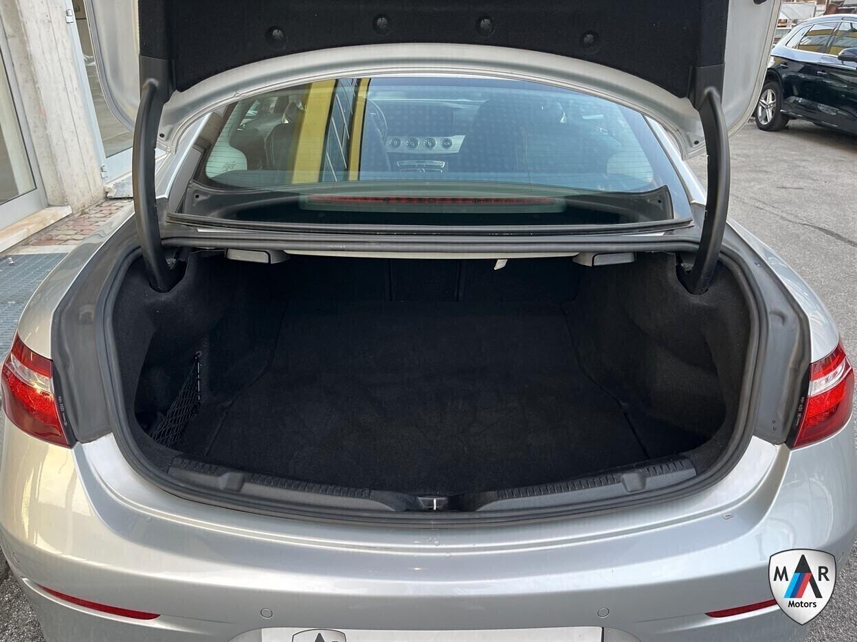 Mercedes-benz E 220 d S.W. Auto Business Sport