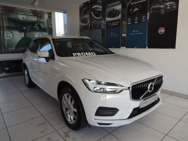 VOLVO XC60 B4 (d) AWD Geartronic Business Plus