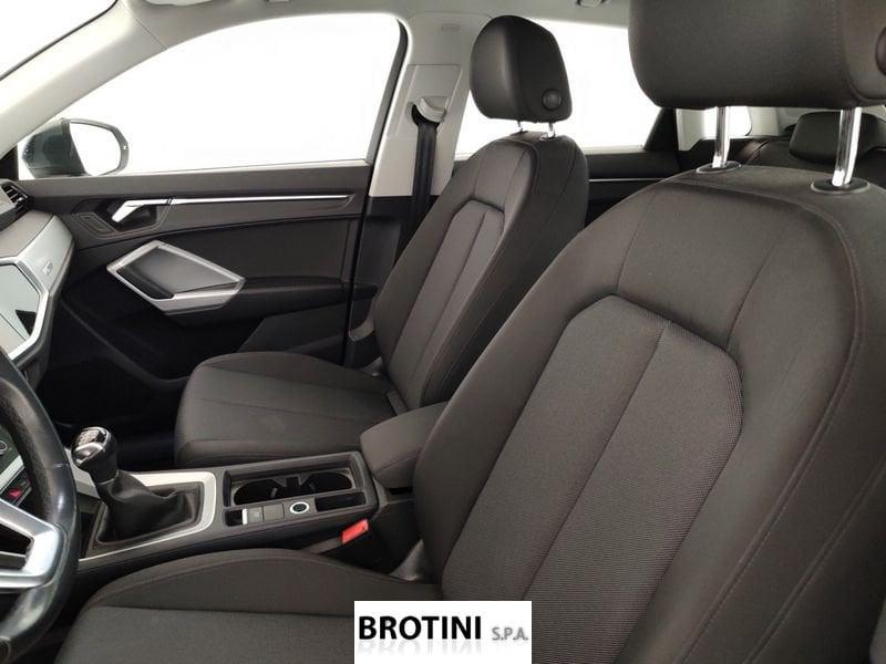 Audi Q3 35 TDI S Line Edition