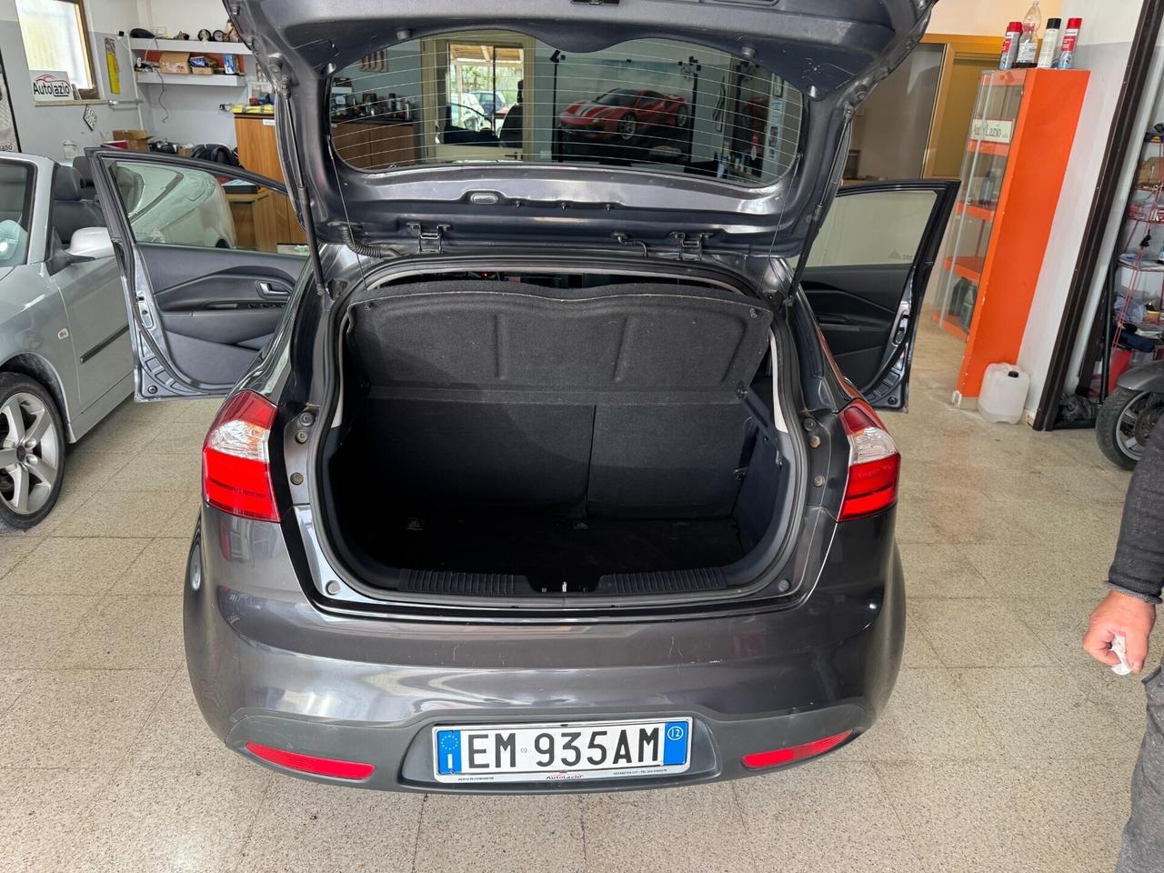 Kia Rio 1.4 CRDi 90 cv. EX PLUS OK NEOPATENTATI