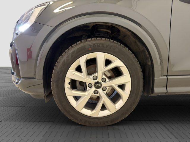 AUDI Q2 Q2 35 TFSI S tronic Business Advanced