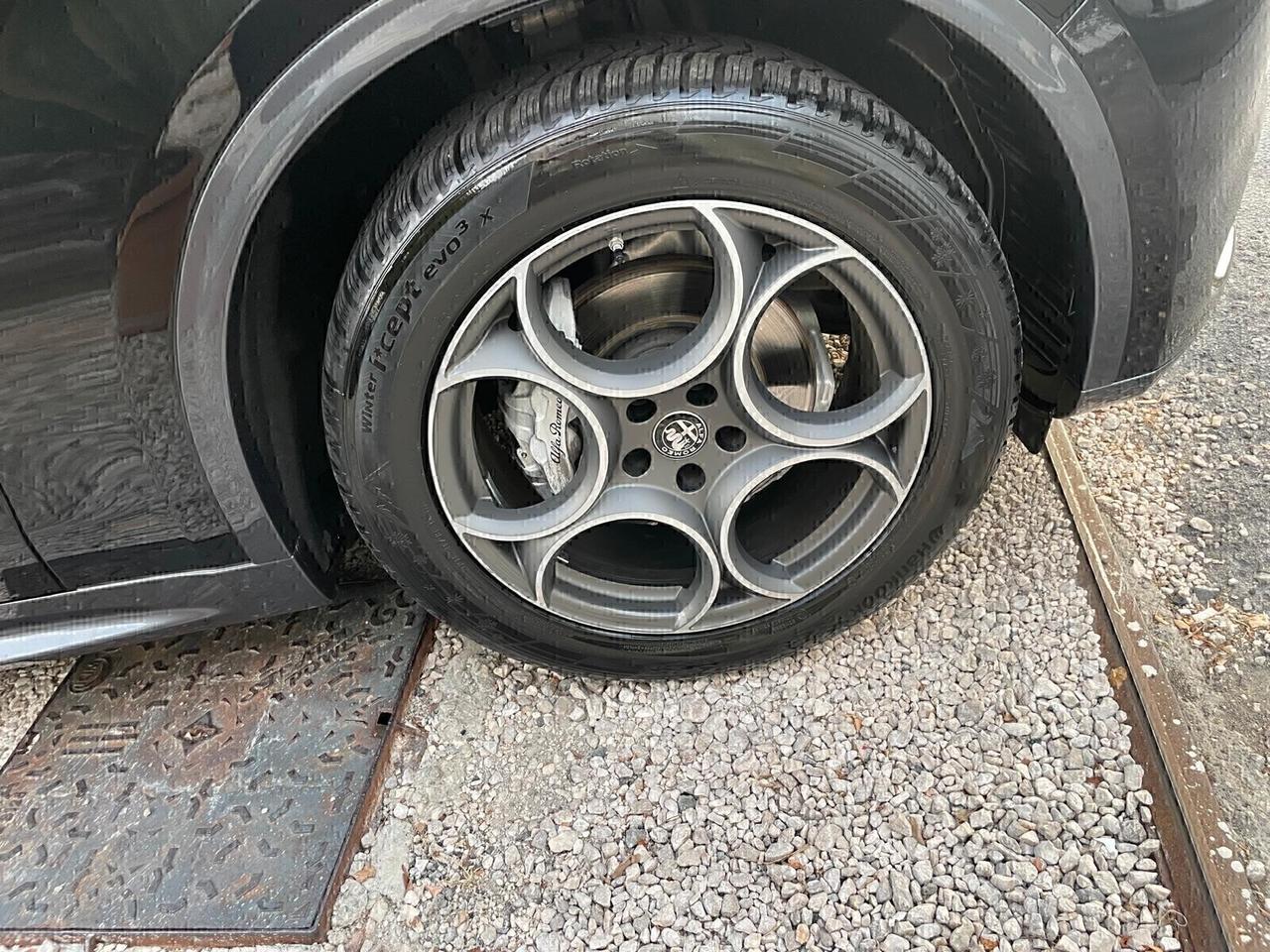 Alfa Romeo Stelvio 2.2 Turbodiesel TI 210 CV Q4