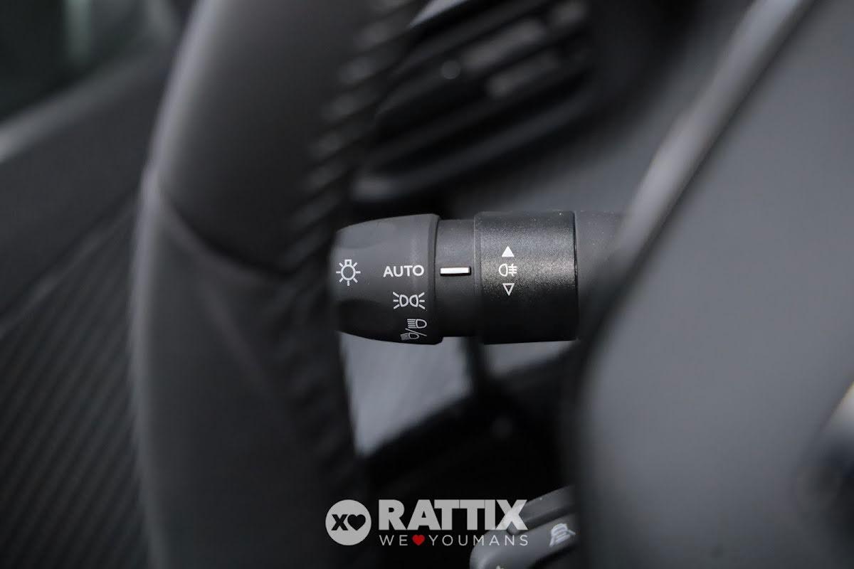 Peugeot 2008 1.2 puretech 100CV Allure