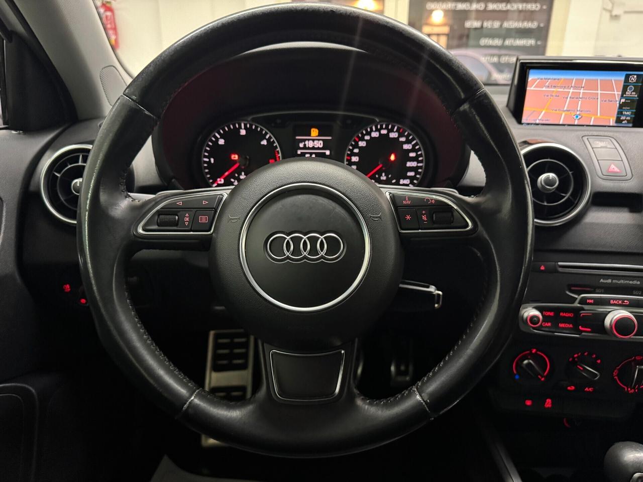 Audi A1 / 1.6 TDI 116 CV / S tronic / DIESEL