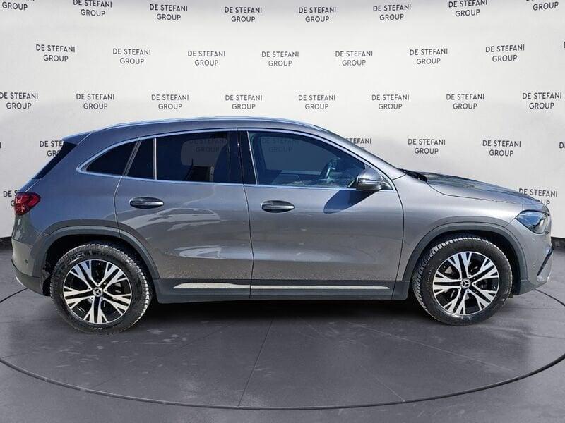 Mercedes-Benz GLA GLA 180 d Progressive Advanced