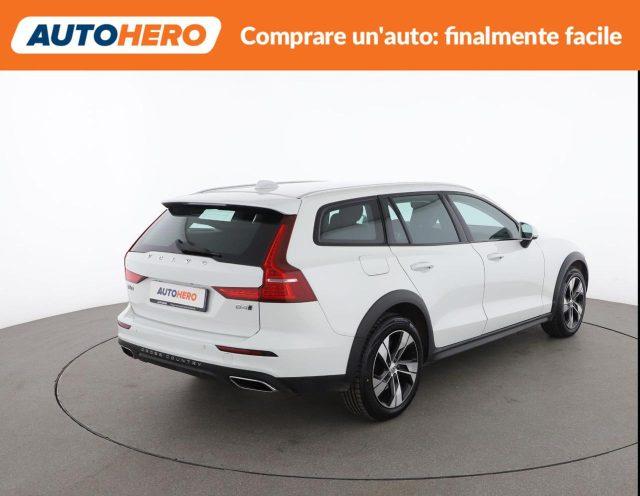VOLVO V60 Cross Country B4 (d) AWD Geartronic Business Pro