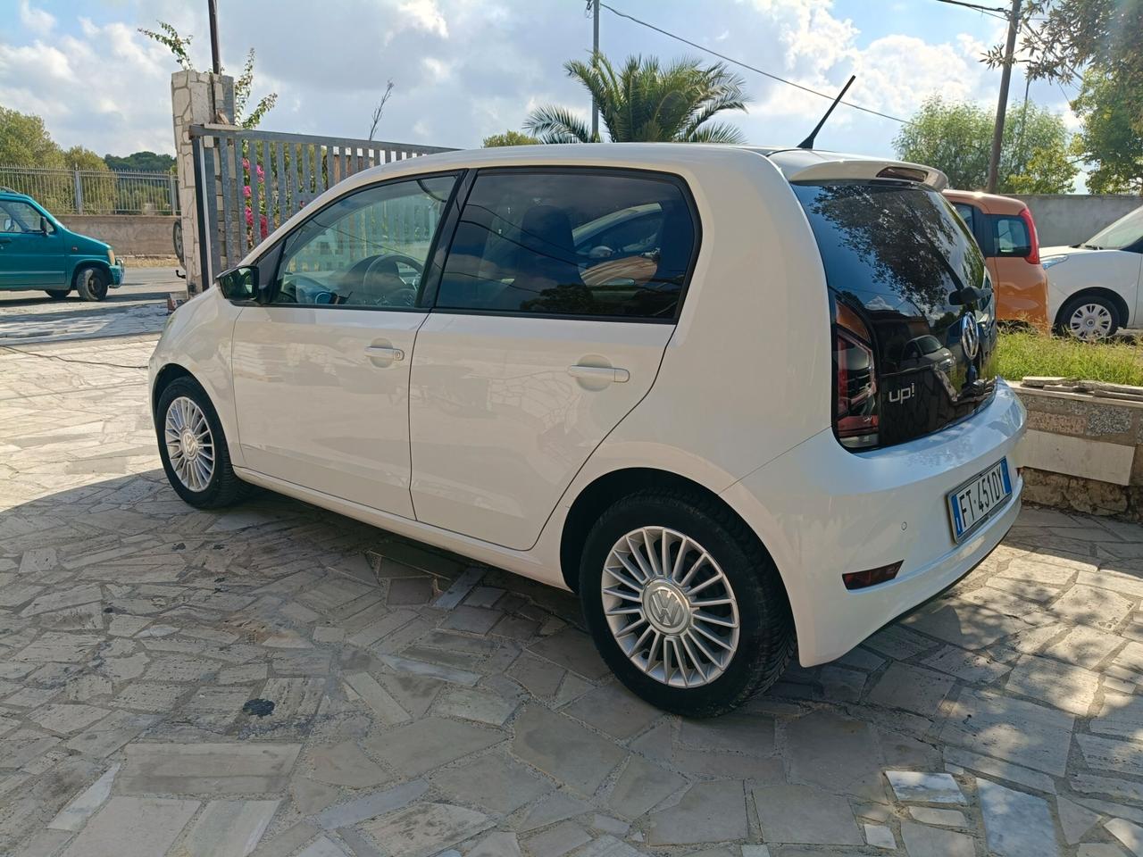 Volkswagen up! 1.0 TSI 90CV 5p. high BlueMotion Technology