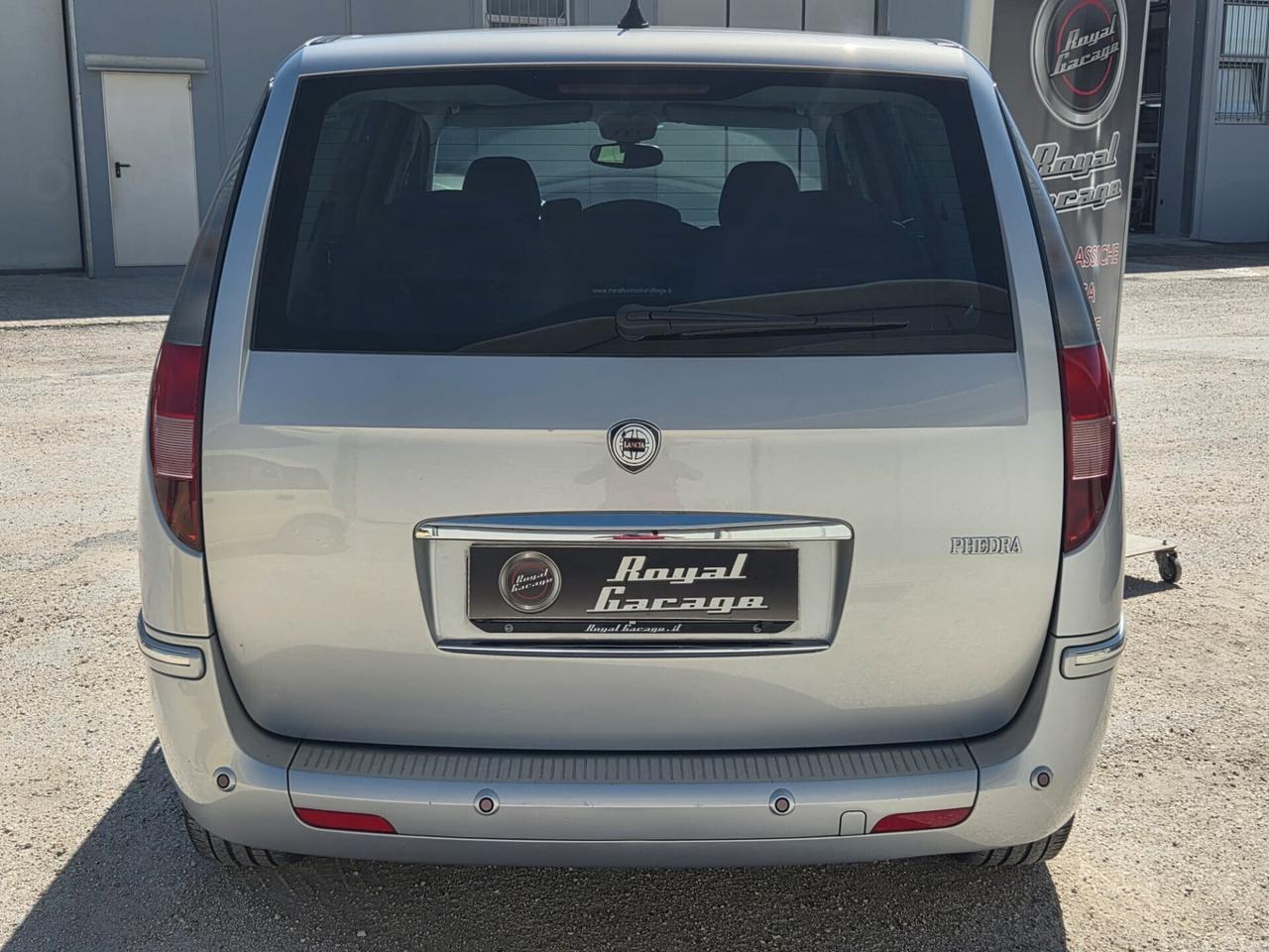 Lancia Phedra 2.0 MULTIJET EMBLEMA 8 POSTI