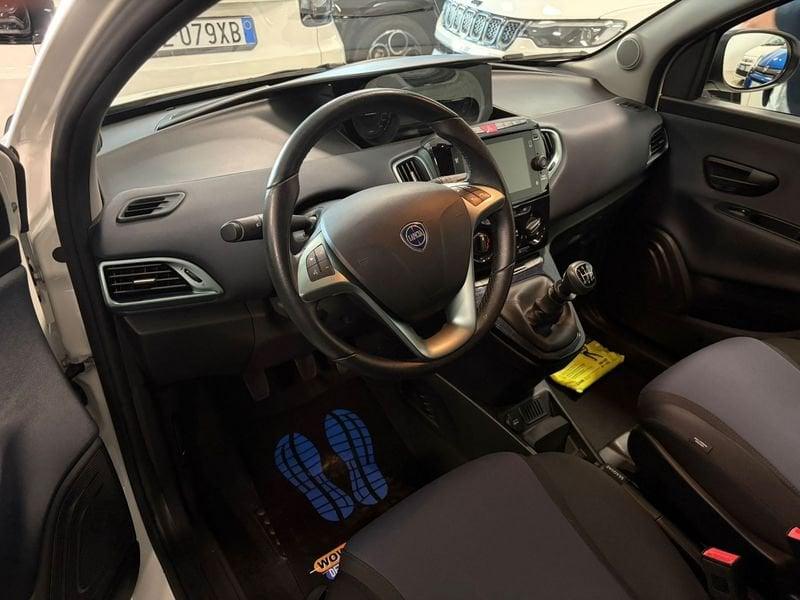 Lancia Ypsilon 1.0 FireFly 70cv Hybrid Gold Plus