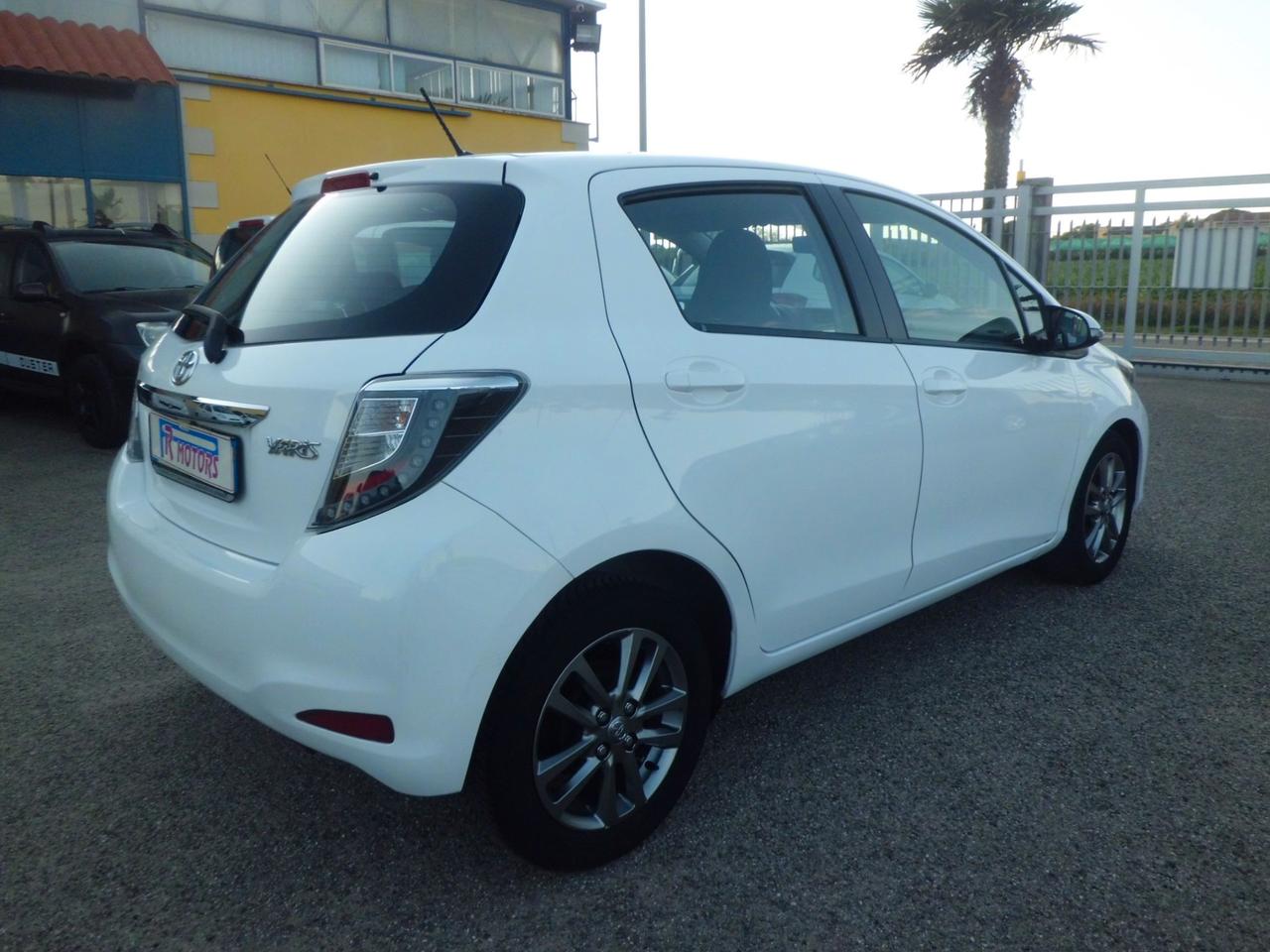 Toyota Yaris 1.4 D-4D 5 porte Lounge