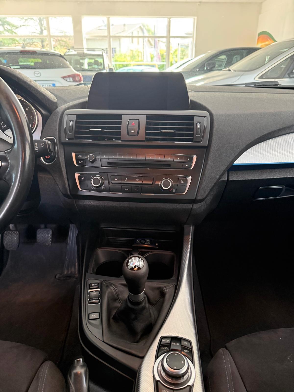 Bmw 116 116d 5p. Msport