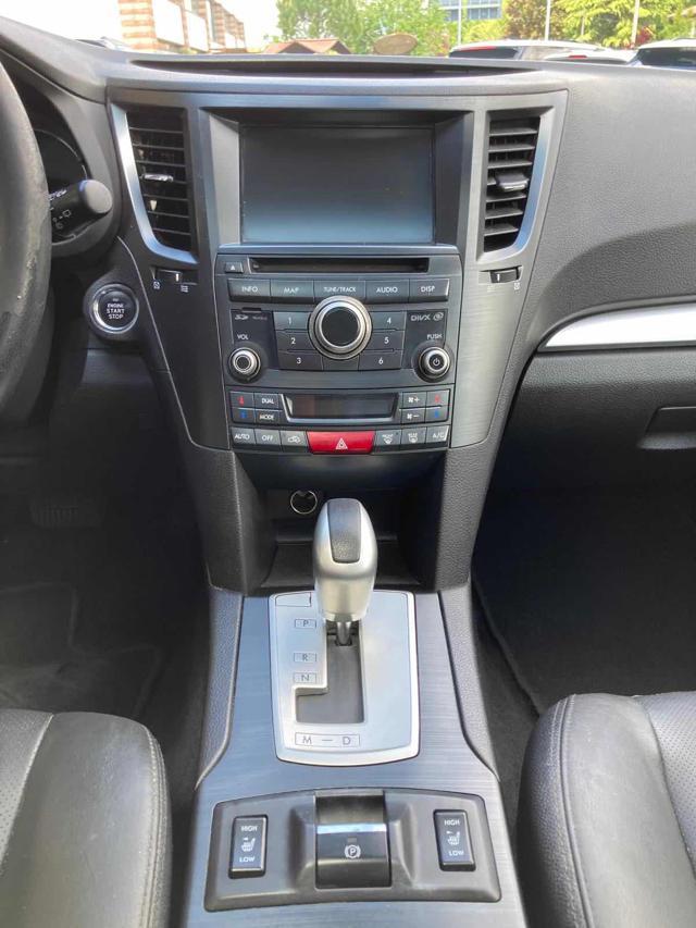 SUBARU OUTBACK 2.0D CVT Exclusive