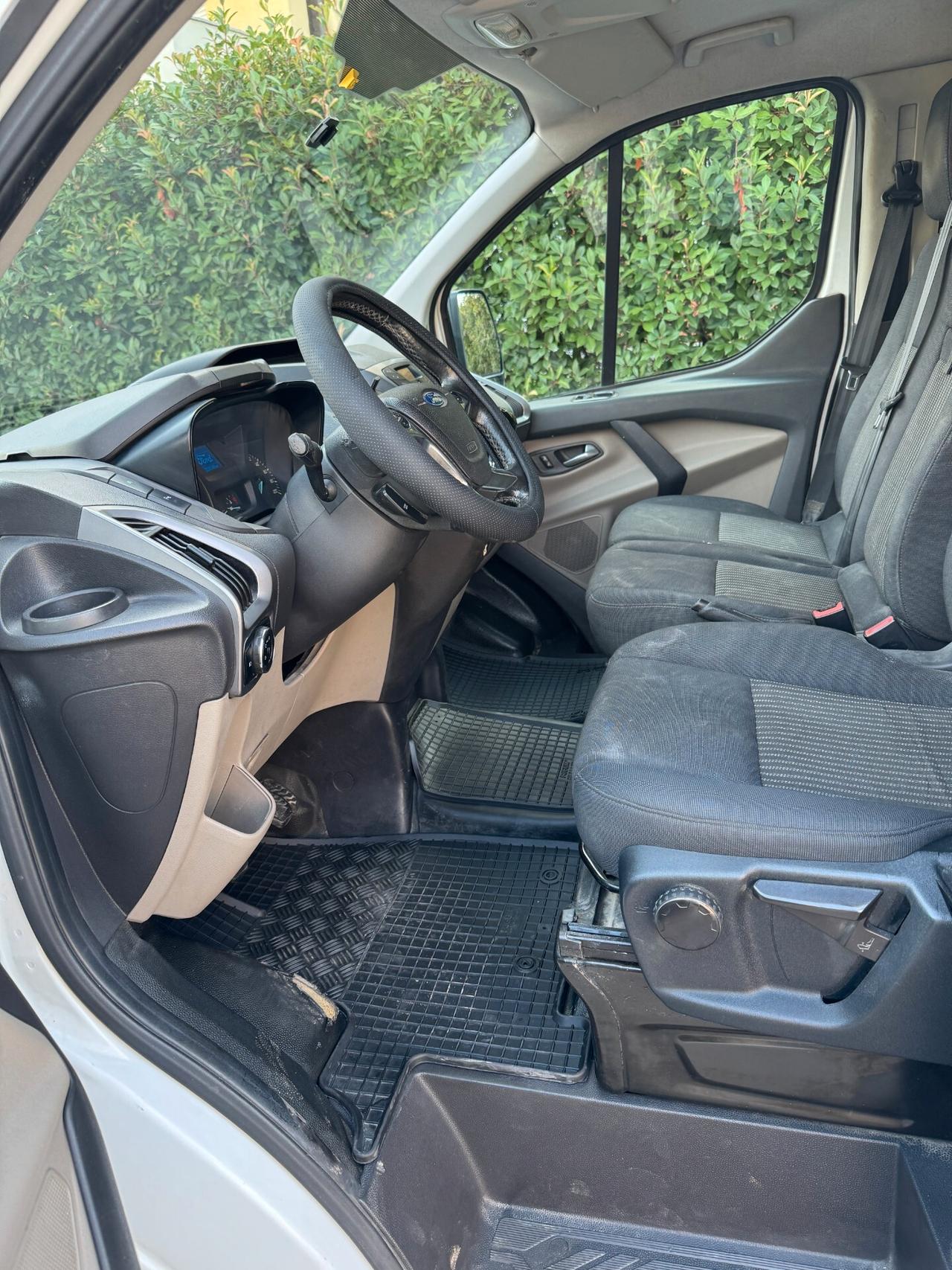 Ford Transit Custom Transit Custom 340 2.0 TDCi 130 PC-DC Furgone Titanium