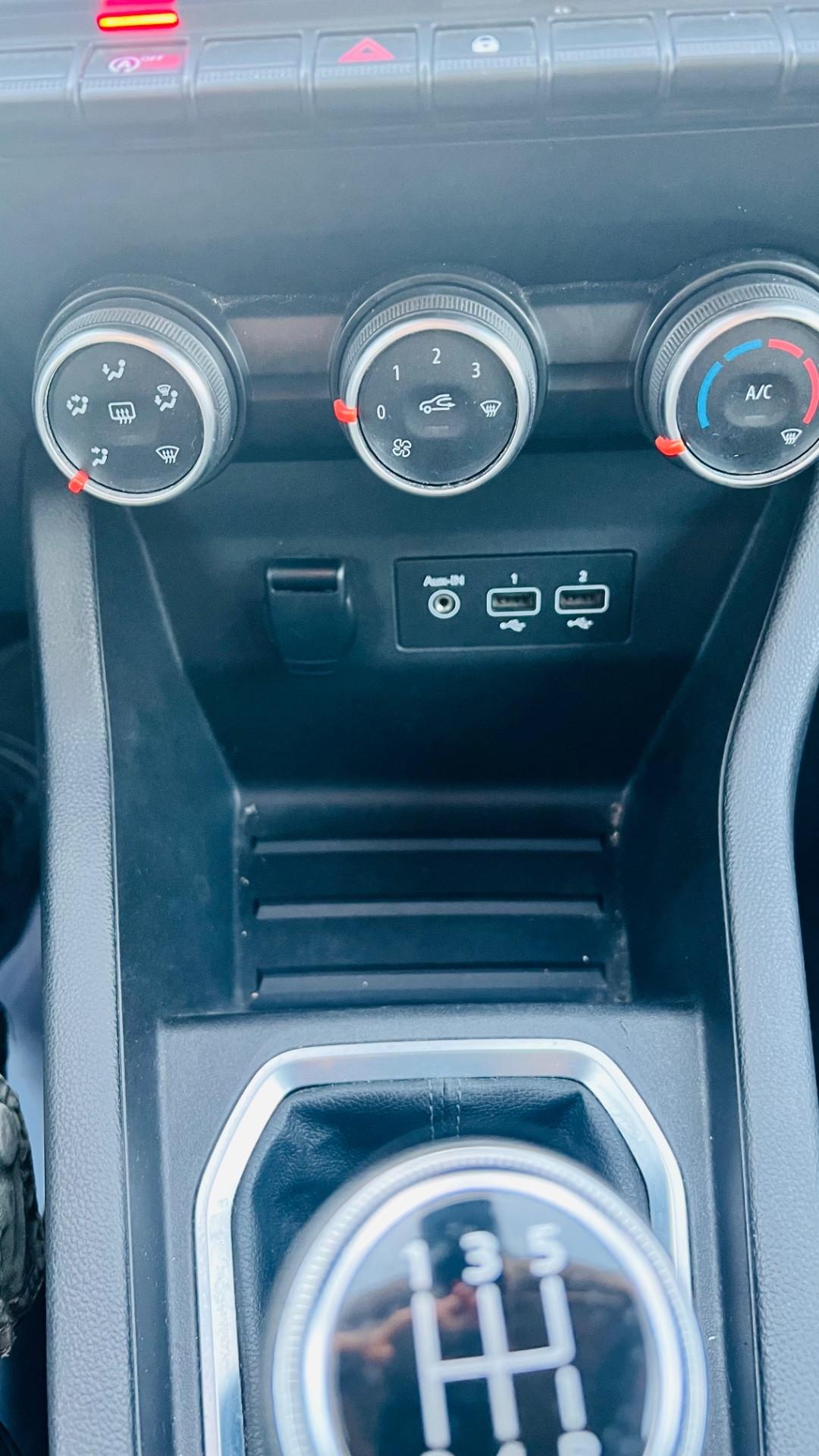 Renault Clio TCe 12V 75 CV 5 porte