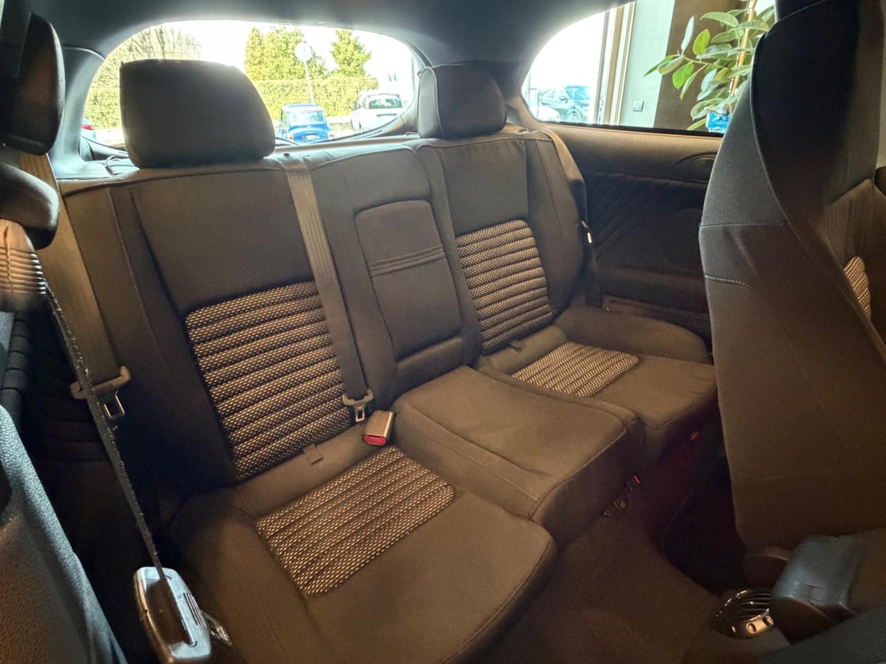 Alfa Romeo 147 3.2i V6 24V cat Selespeed 3 porte GTA