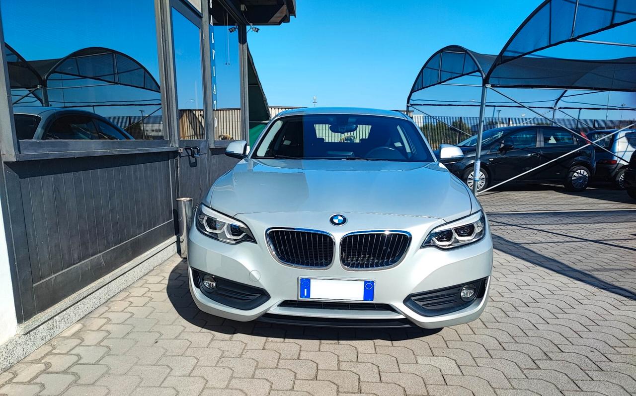 Bmw 218 218i Coupé Sport uni-pro