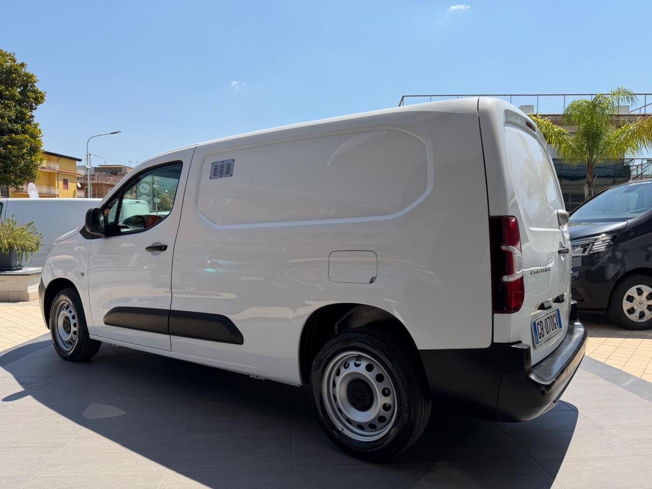 Peugeot Partner 1.5 BLUEHDI L2 100CV 3 posti - PASSO LUNGO -