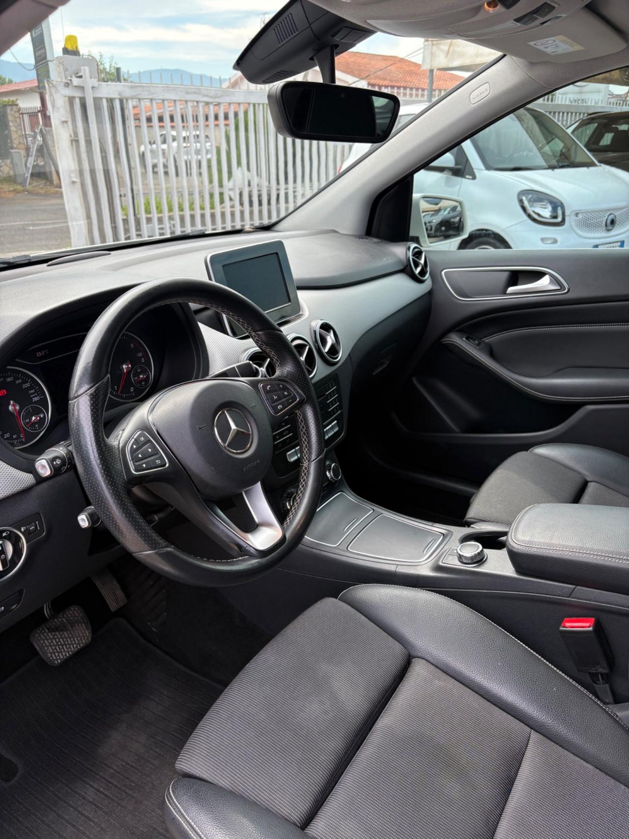 Mercedes-benz B 180 d Automatic Executive
