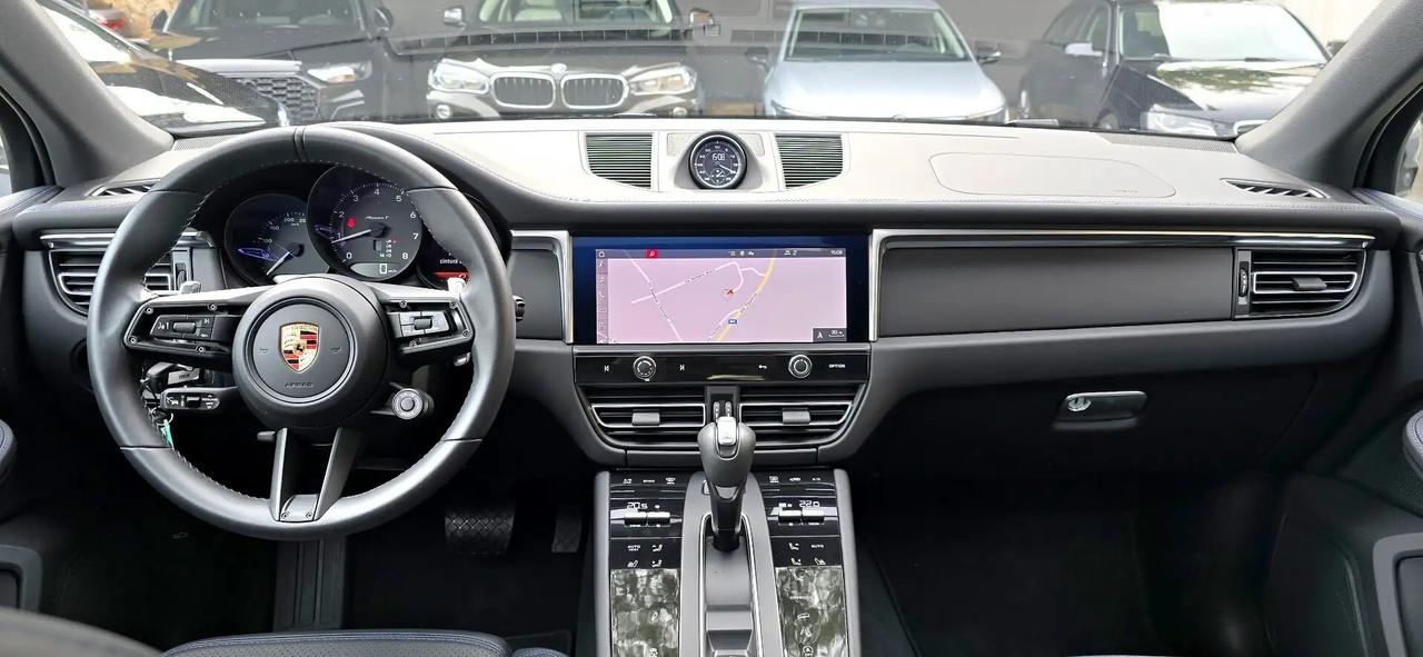 Porsche Macan 2.0 T