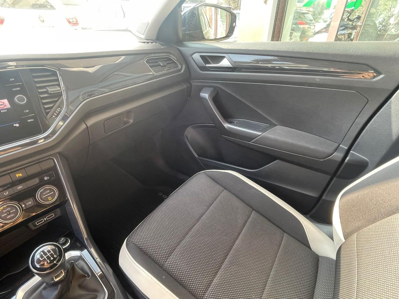 Volkswagen T-Roc 1.6 TDI SCR Advanced BlueMotion Technology