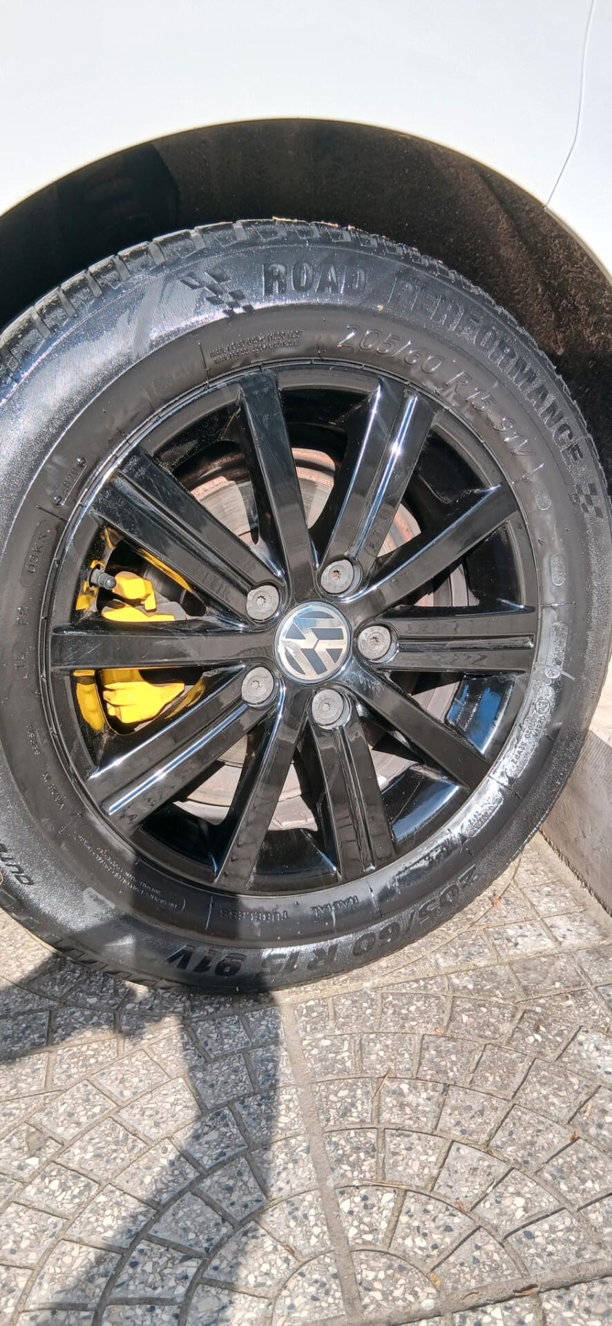 Volkswagen GOLF 1.6 TDI DPF 5p. HIGHLINE