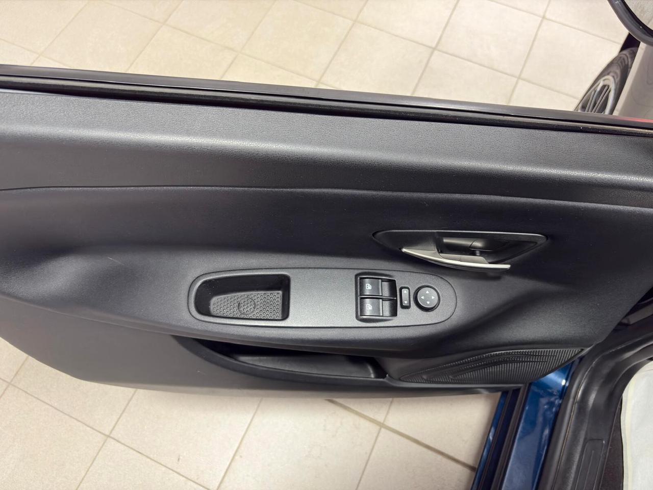 Lancia Ypsilon 1.2 BENZINA 69CV