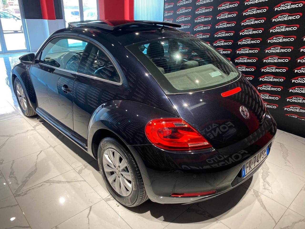 Volkswagen Maggiolino 1.6 Diesel - 2012