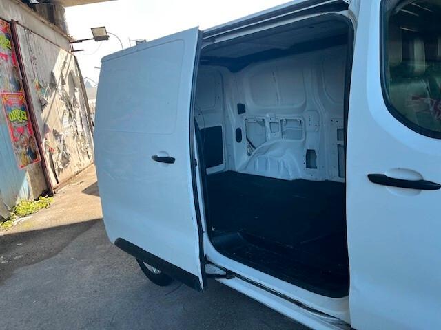 PEUGEOT EXPERT 10/2019 NAVIGATORE, BLUETOOTH....