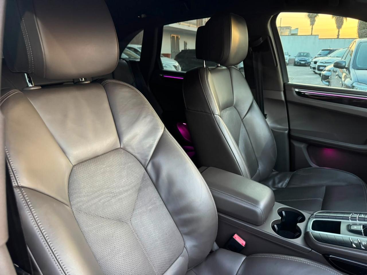 Porsche Macan 3.0 S Diesel CON STOP LUNGO