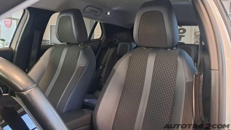 Peugeot 2008 2008 PureTech 130 S&S Allure