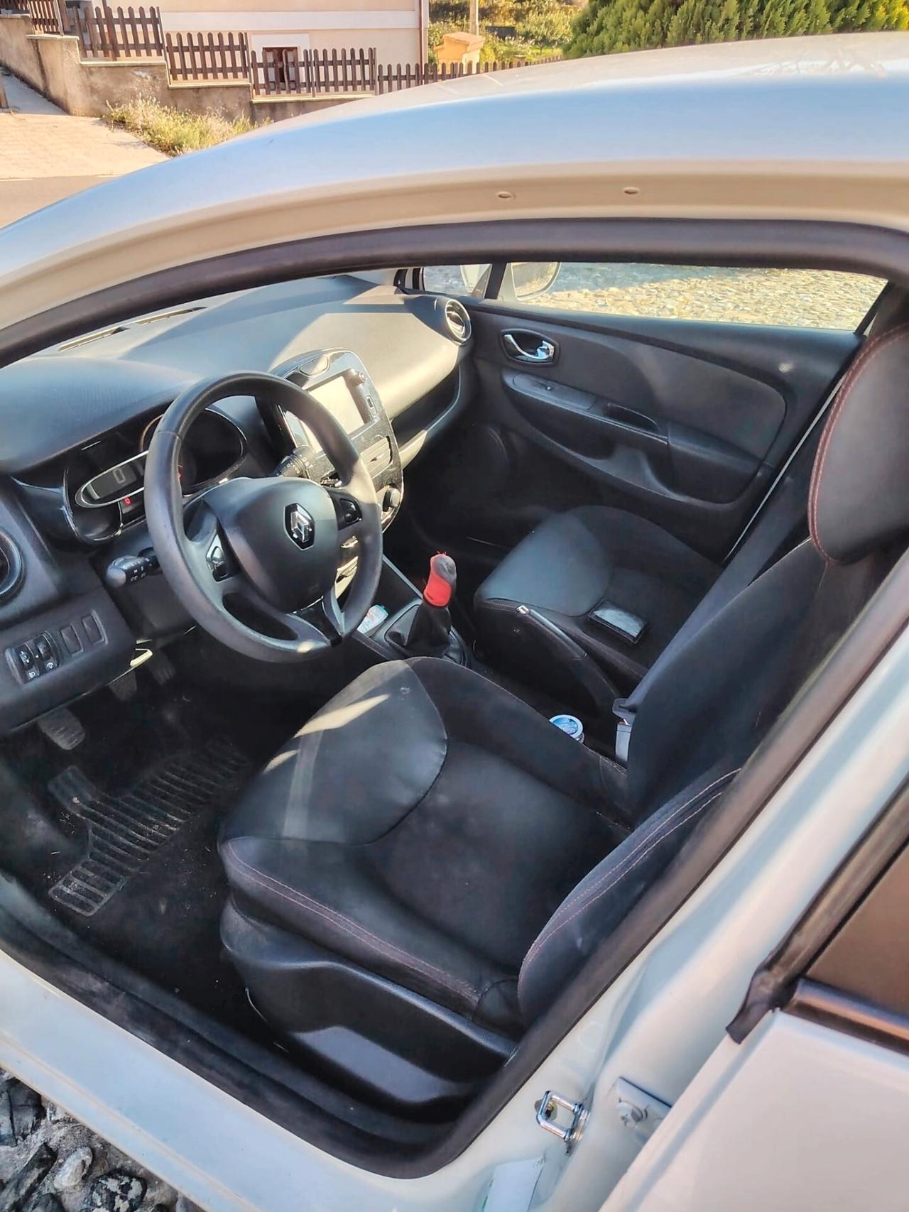 Renault Clio 1.5 dCi 8V 75CV 5 porte Wave