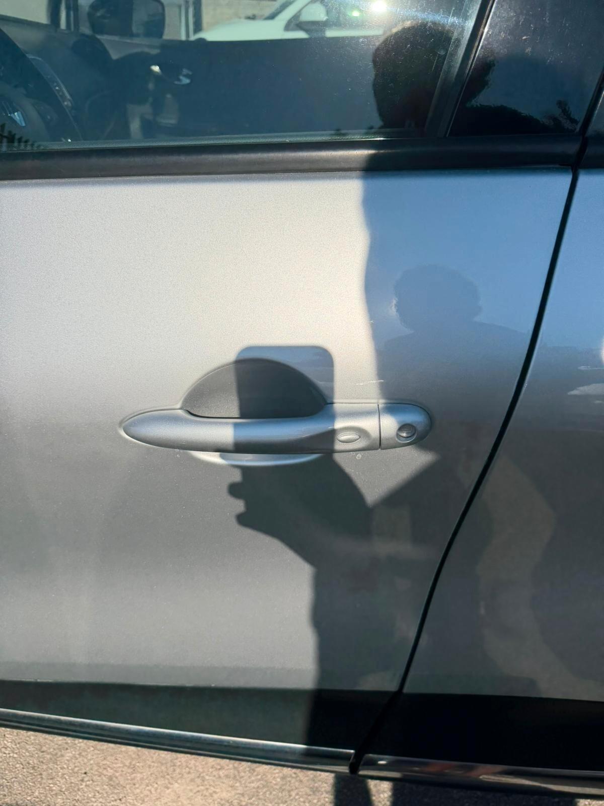 Renault Captur 1.5 dCi 890 CV AUTOMATICA