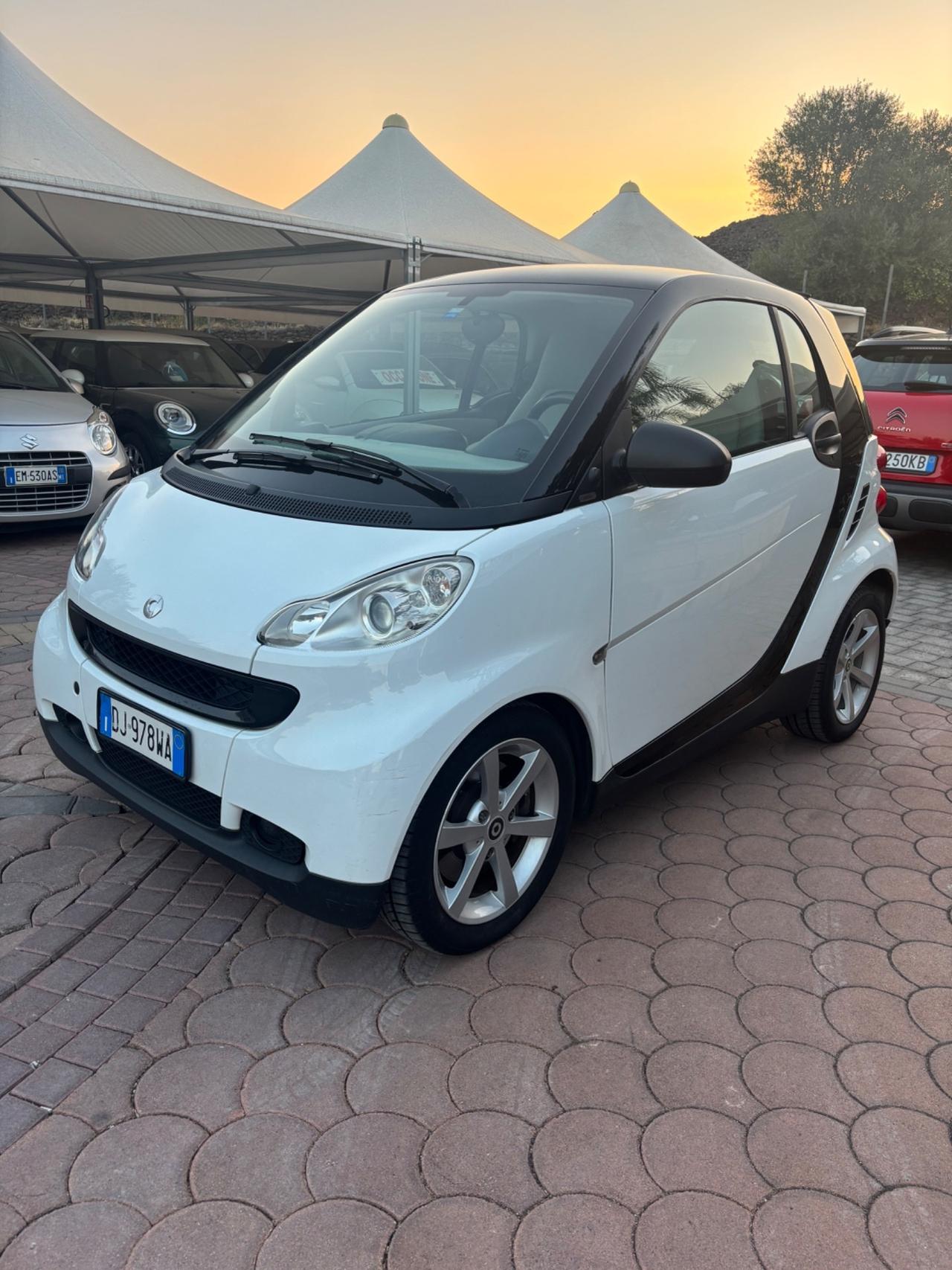Smart ForTwo 1000 52 kW coupé passion