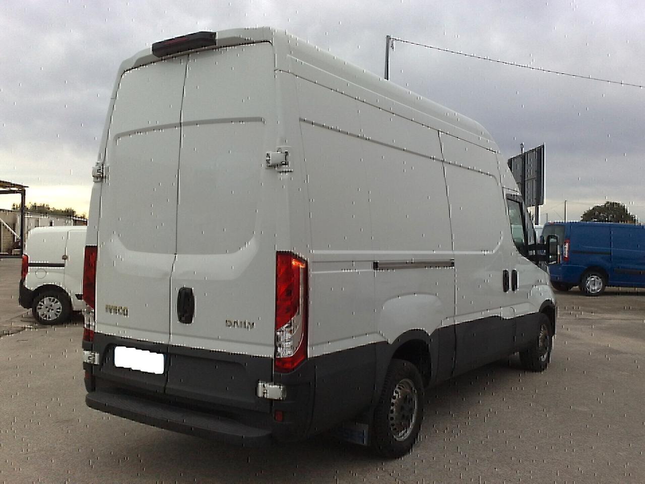 Iveco Daily 35s14 Furgone di serie - 2017