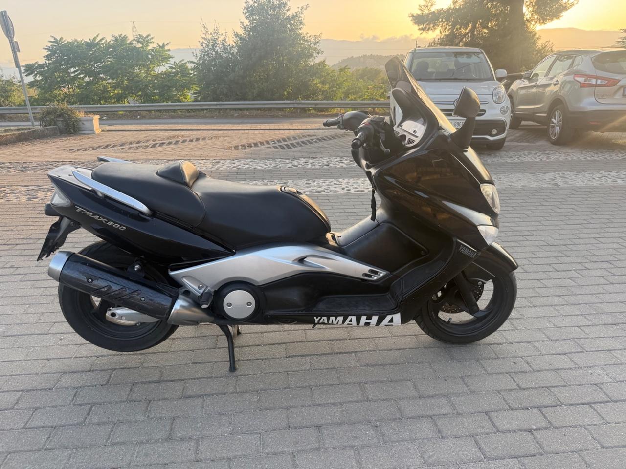 Yamaha TMAX carburatori