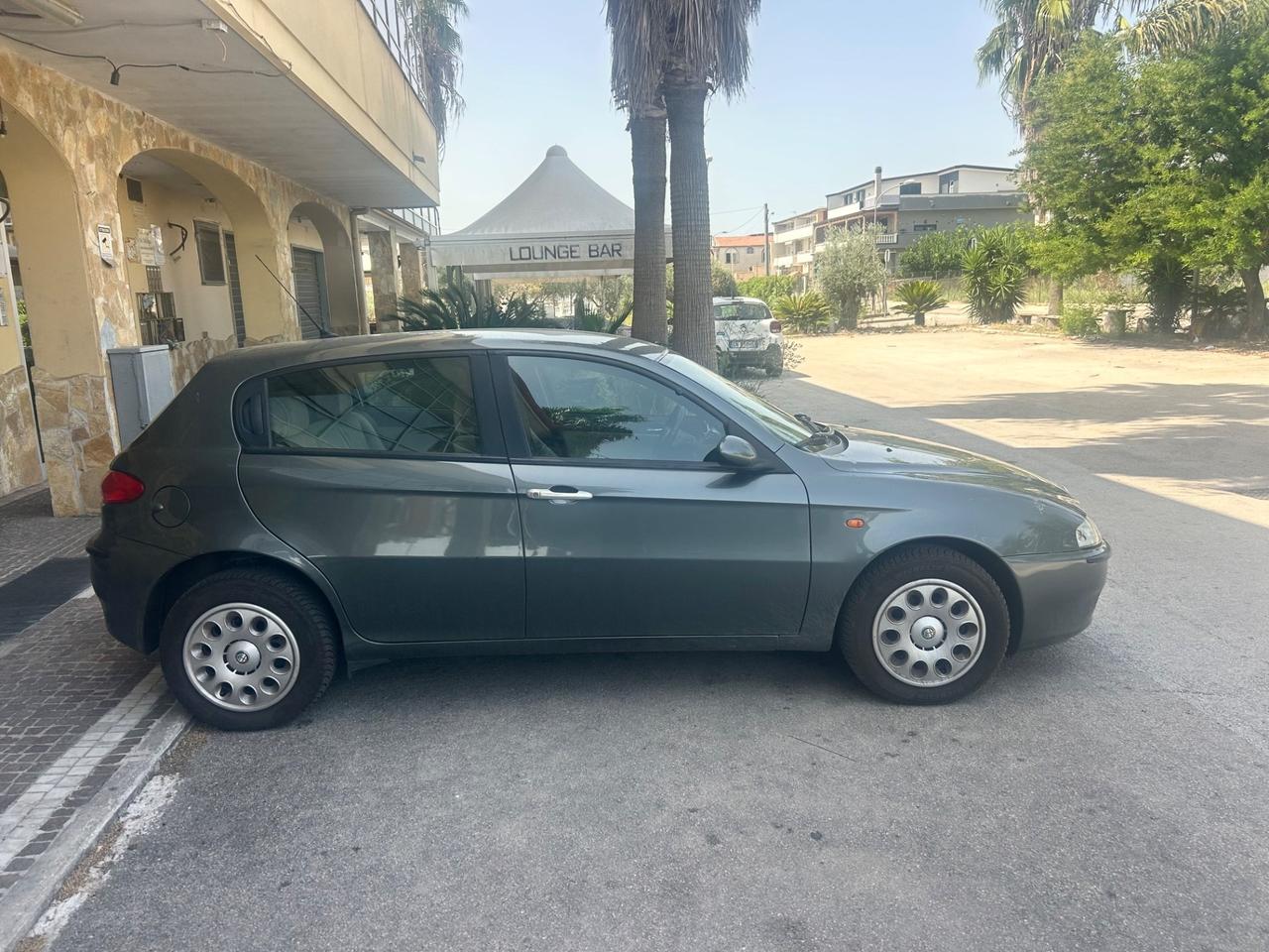 Alfa Romeo 147 1.9 JTD (115 CV) cat 5p. Distinctive