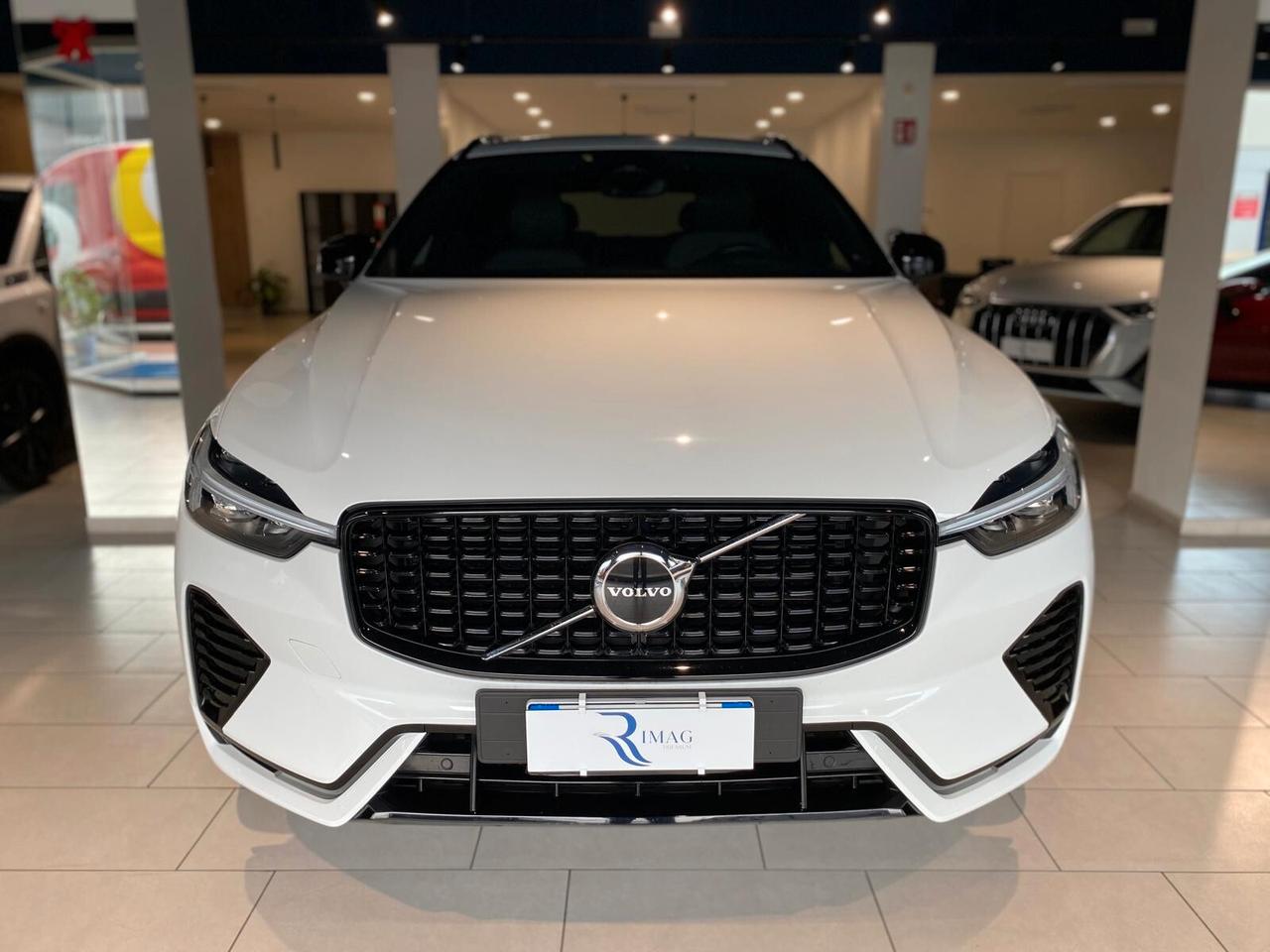 Volvo XC 60 XC60 B4 (d) AWD automatico Plus Dark