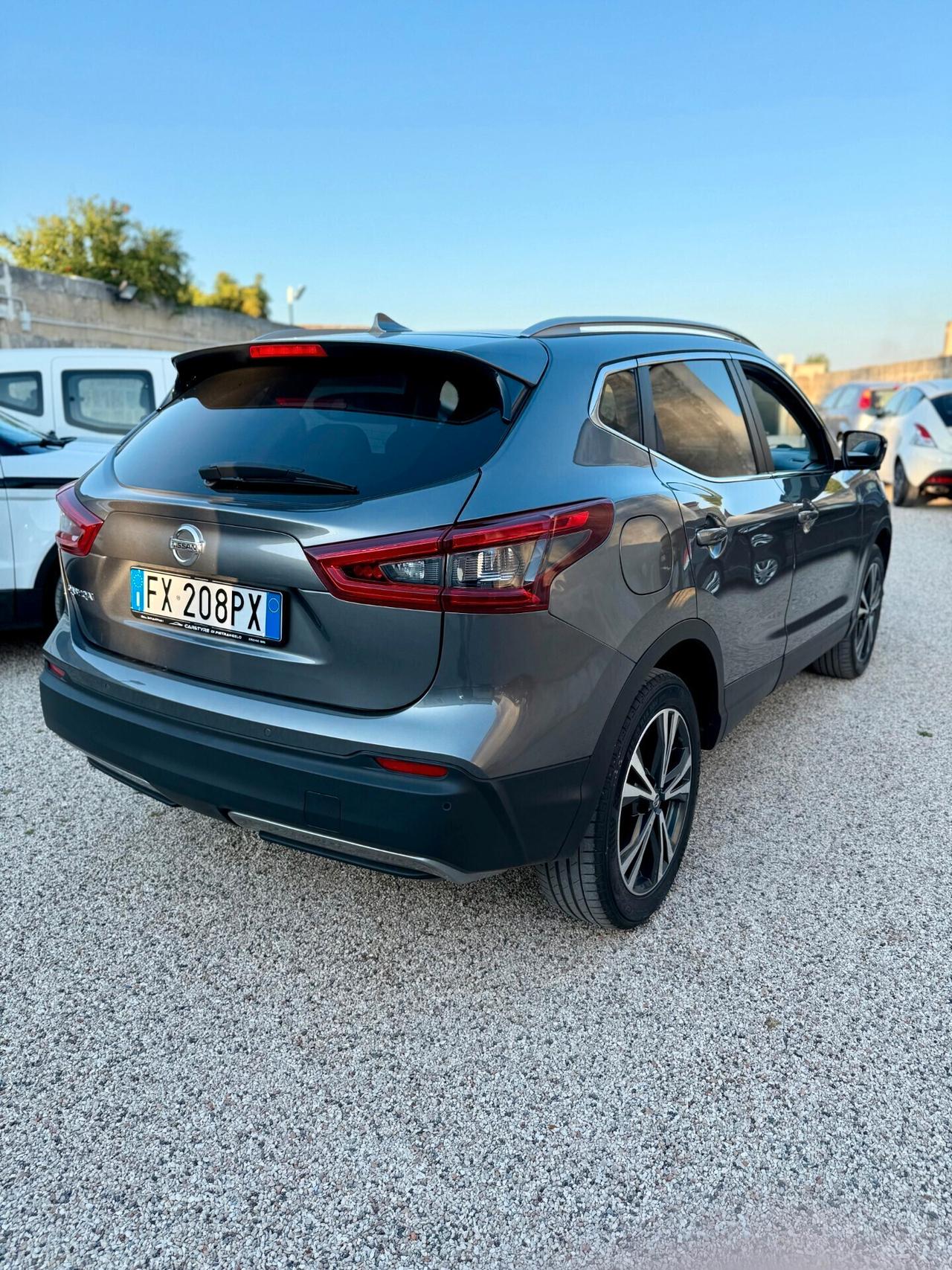 Nissan Qashqai 1.5 dCi N-Connecta