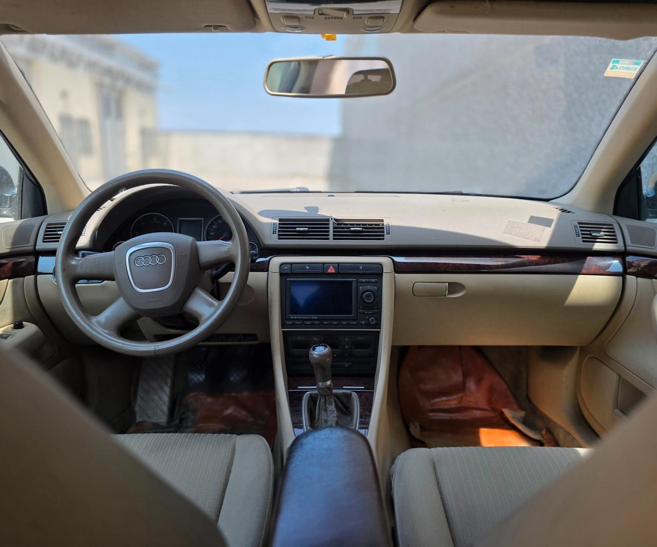 Audi A4 2.0cc; 148.000Km; *PER OP/PROFESS. SETTORE*
