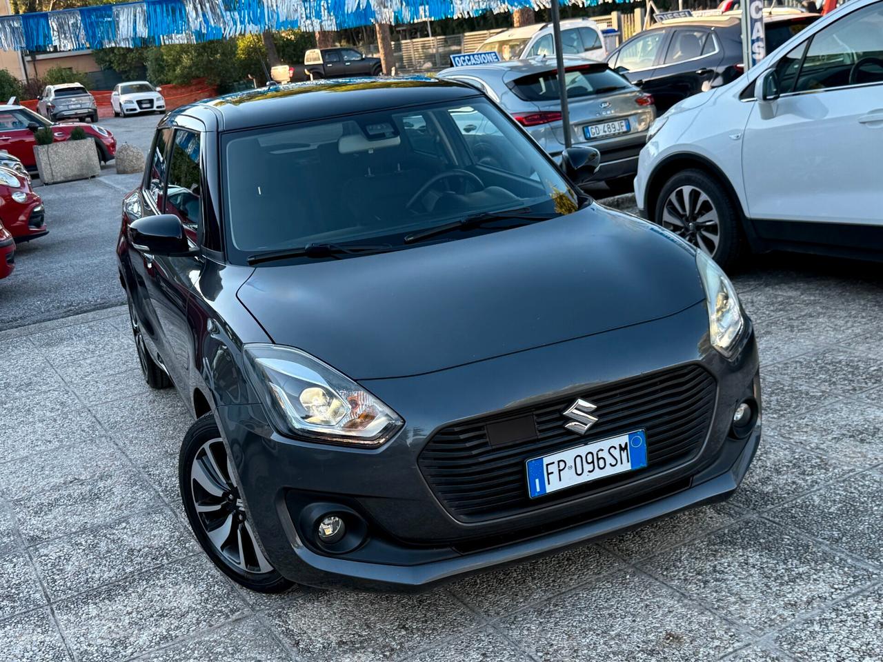 "UNA CHICCA" Suzuki Swift 1.2 Hybrid Top + GPL