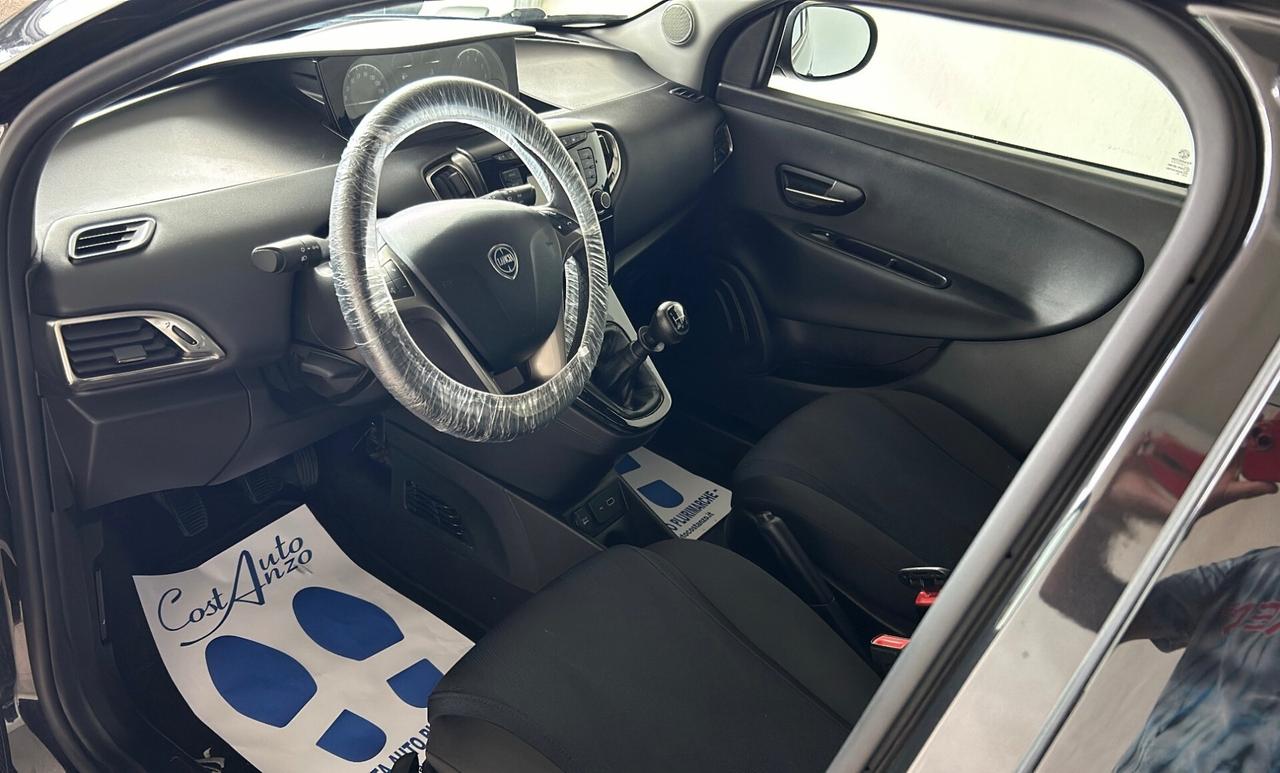 Lancia Ypsilon 1.2 Benzina Silver Elefantino Blu 2020