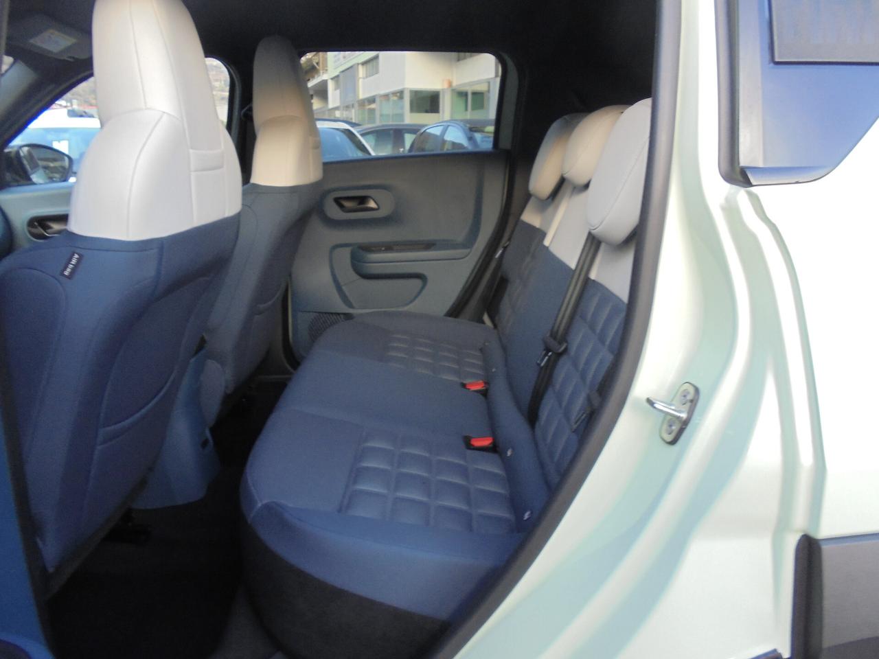 Fiat Grande Panda 1.2 Hybrid 110 CV S&S La Prima