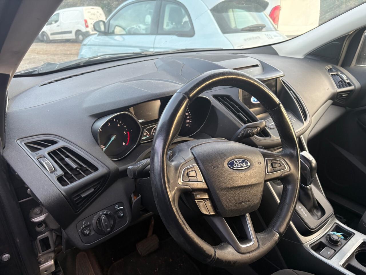 Ford Kuga cambio rotto