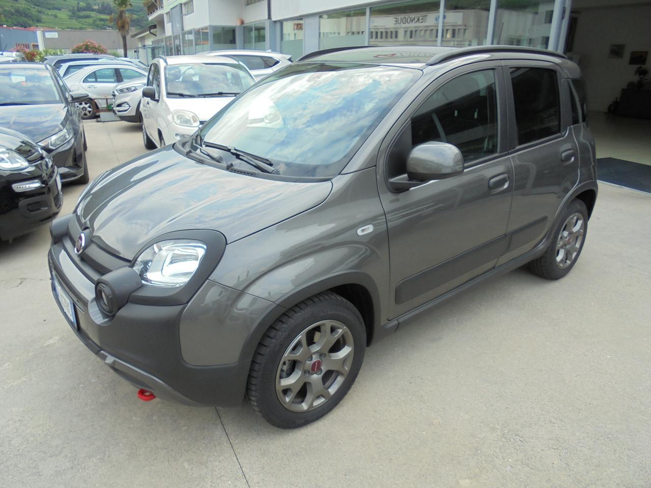 Fiat Panda Pandina 1.0 FireFly 65 CV Hybrid Cross