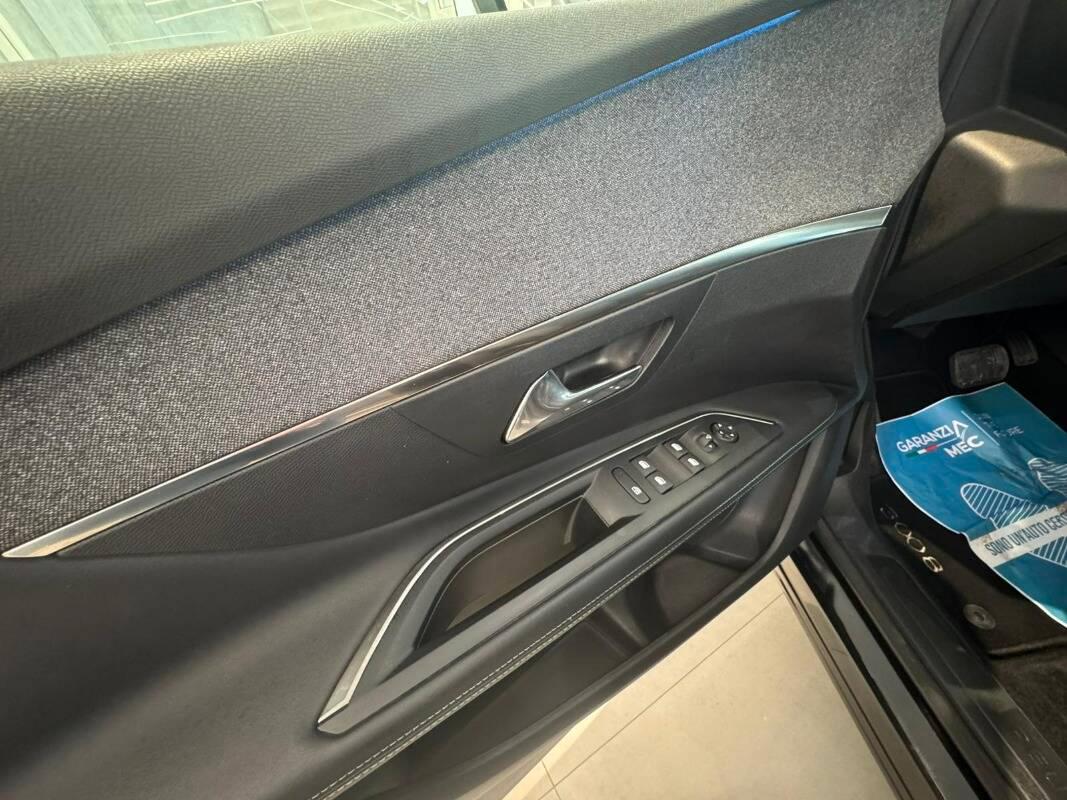 Peugeot 3008 II VETTURA N1 AUTOCARRO