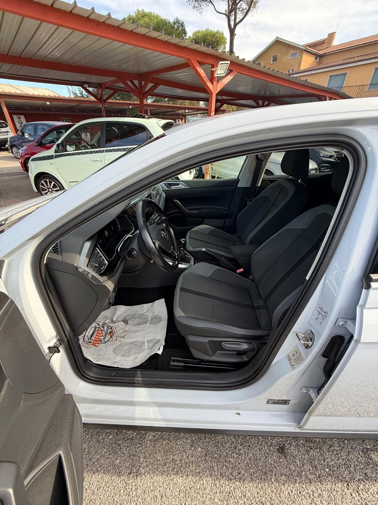 Polo 1.6 TDI R-LINE -unipro-rate-garanzia-permute
