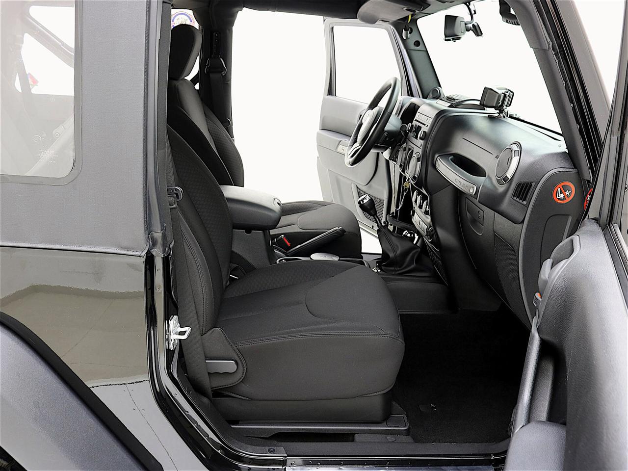 Jeep Wrangler 2.8 CRD 200CV DPF Sport