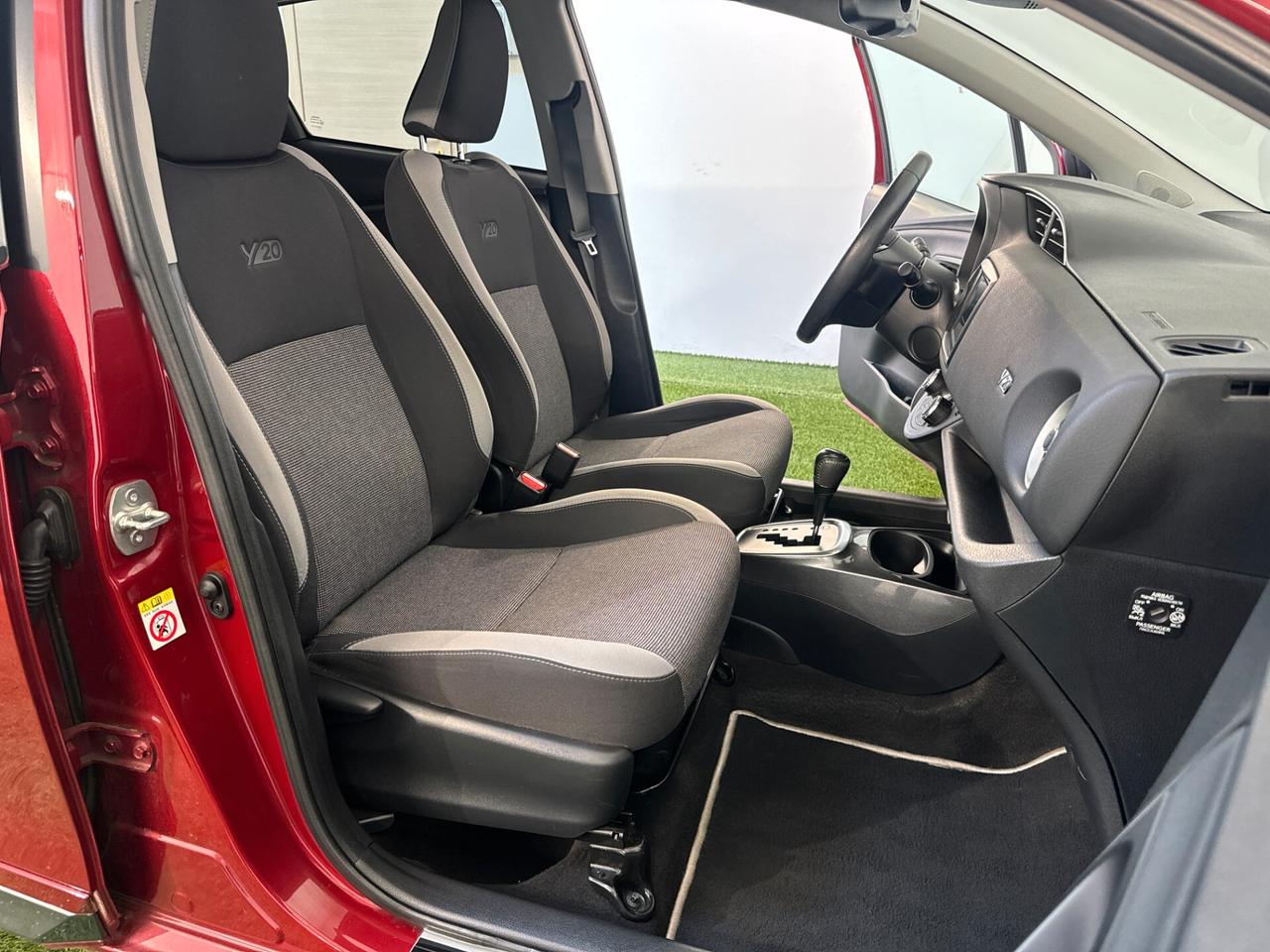 Toyota Yaris 1.5 Hybrid 5p Y20 AUTOMATICA