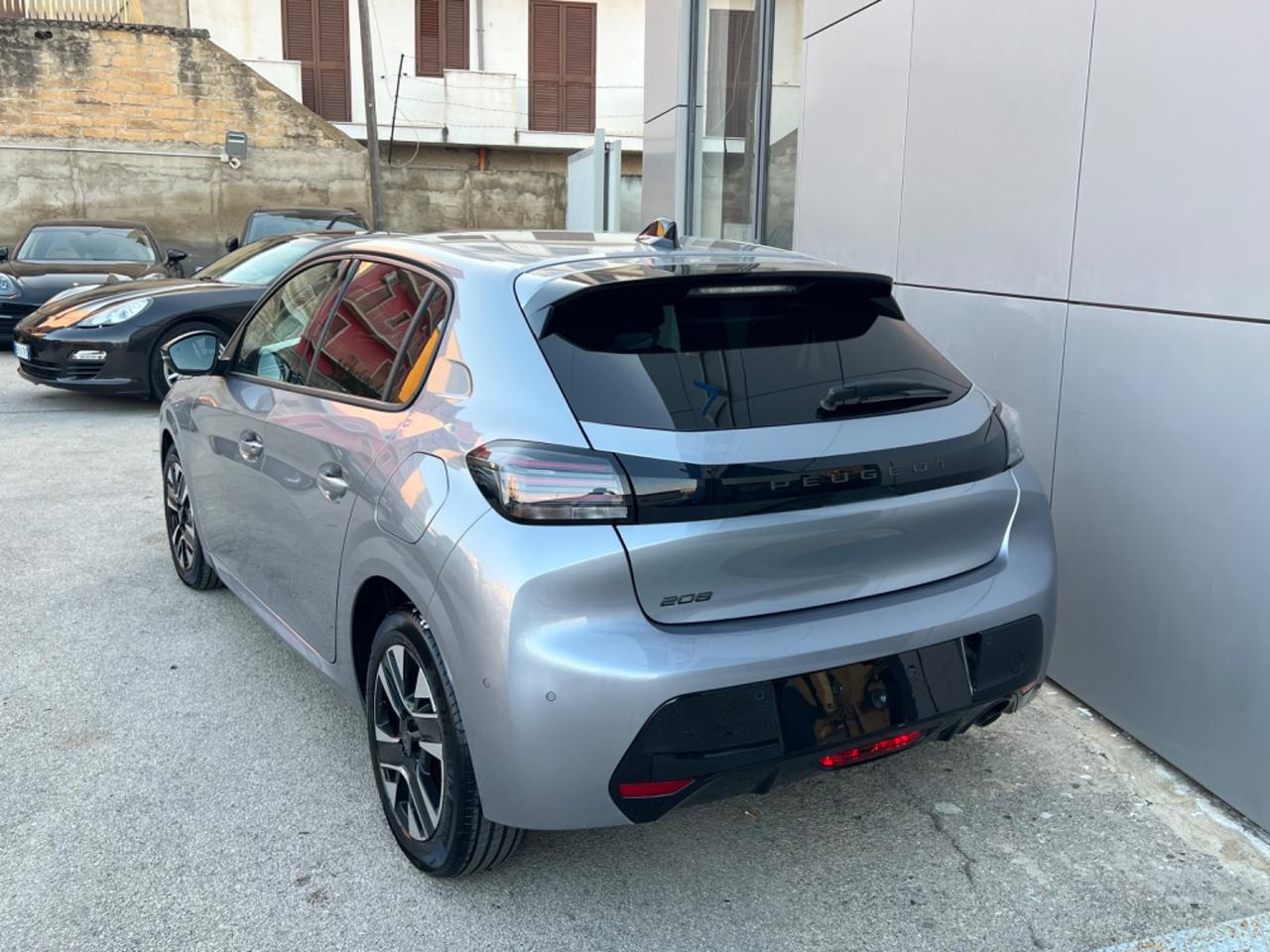 Peugeot 208 PureTech 100 5 porte Allure -offerta valida con contributo rottamazione